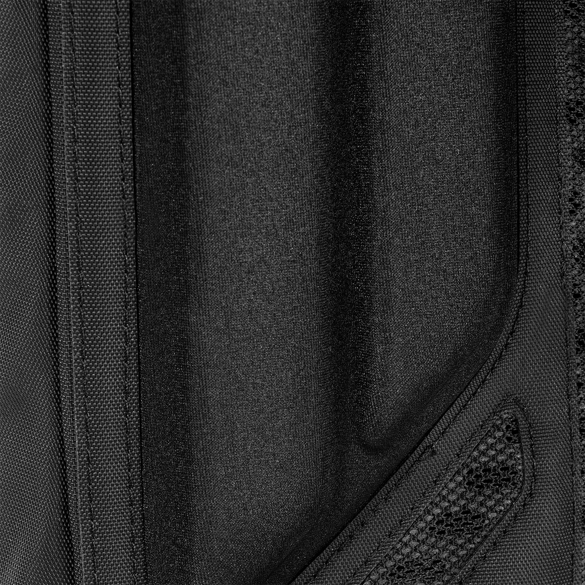 paragon-hydration-pack-x9 Paragon_Black_Texture.png