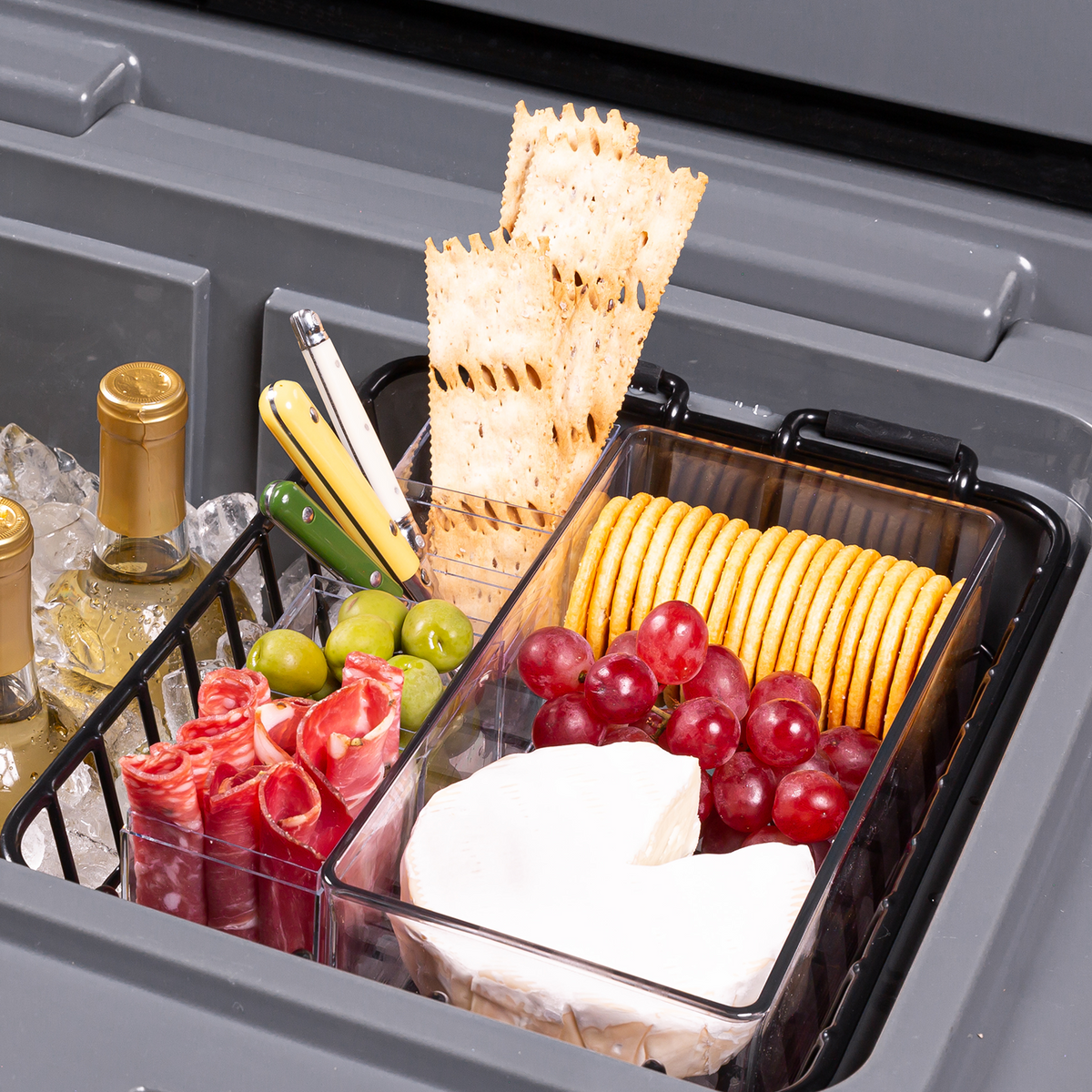 brutank-35qt-55qt-dry-rack-m8 brutank-dry-rack_accessory_alt-1.png